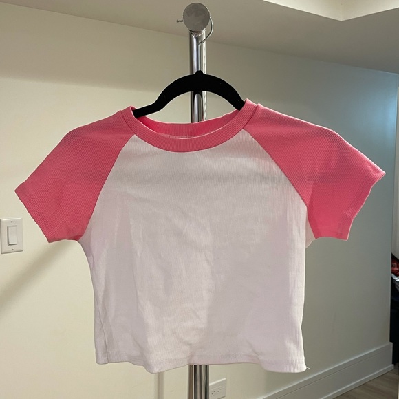 Halara pink and white ribbed tee - Never Worn - Picture 2 of 3